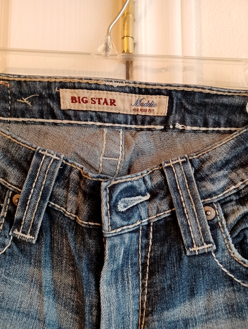 Jeans - Picture 4 of 4